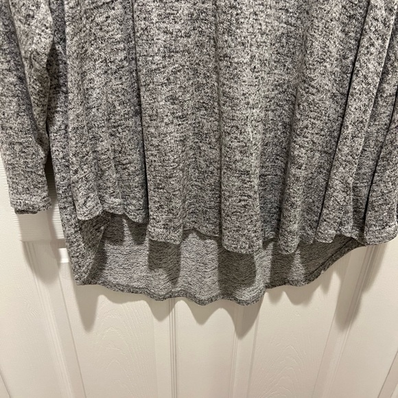 Torrid Top - Picture 3 of 10